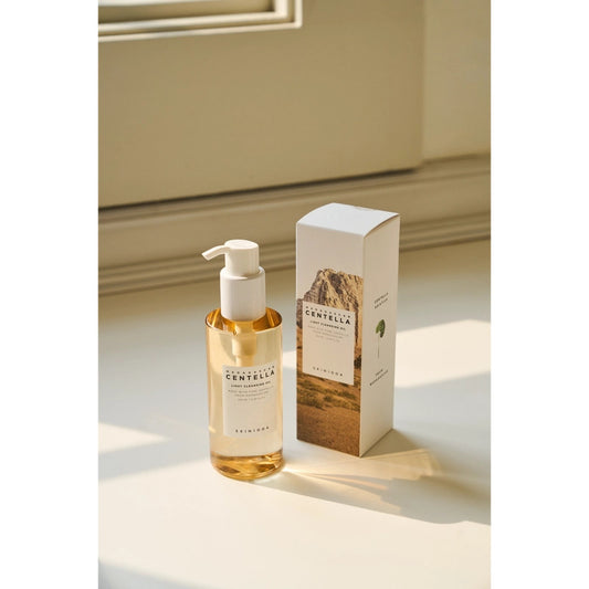 SKIN1004 - Madagascar Centella Light Cleansing Oil – Gentle Makeup Removal &amp; Skin Soothing Care